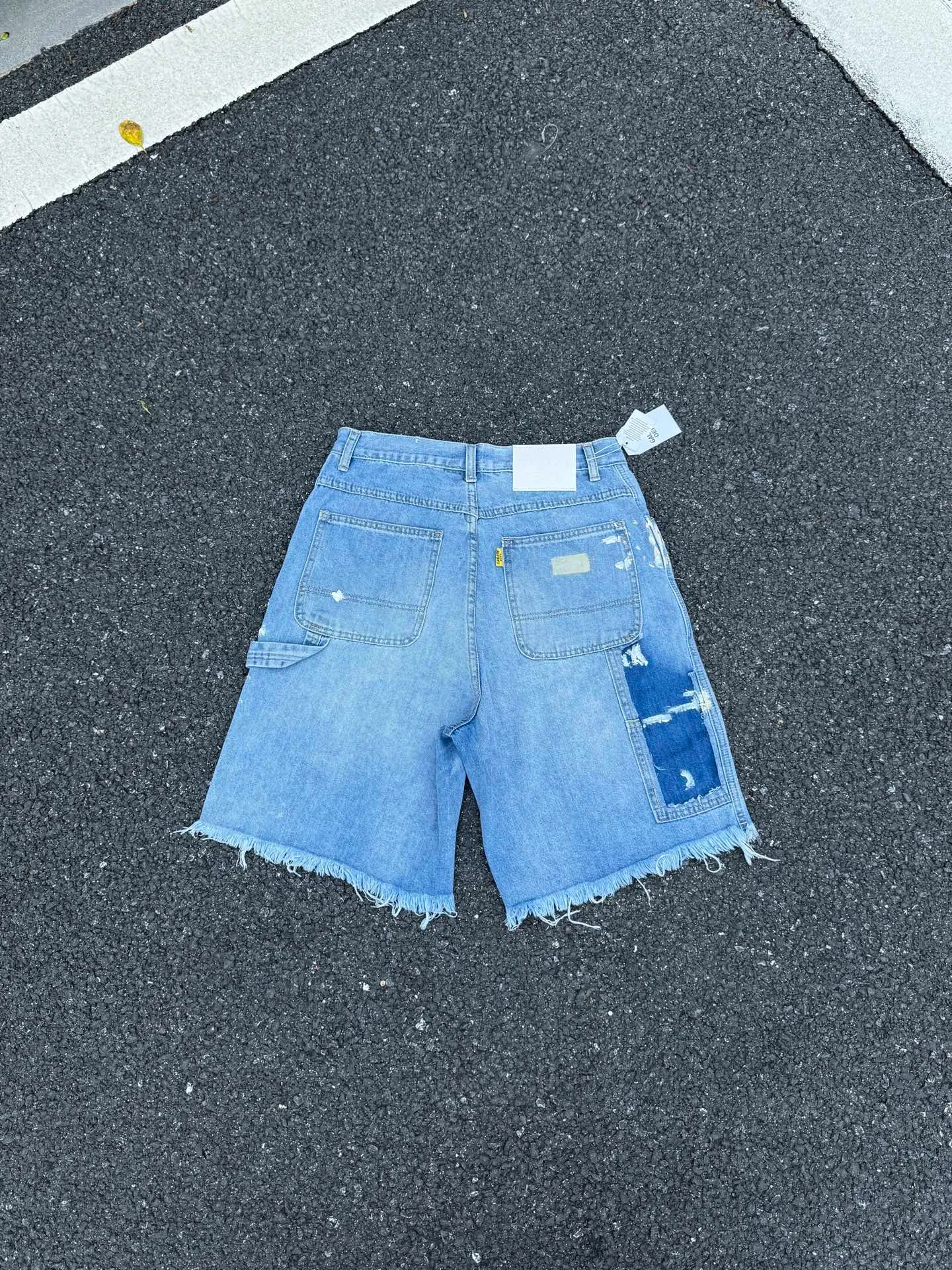 P200💰GD098 GALLERY DEPT splashing ink and paint destroying the edges, retro washed and distressed high street logging workwear denim shorts Workmanship: original accessories Customized original Logo buttons YKK zippers 6 complete labels Original hang tag Color: blue Size: S-XXL (28 30 32 34 36)